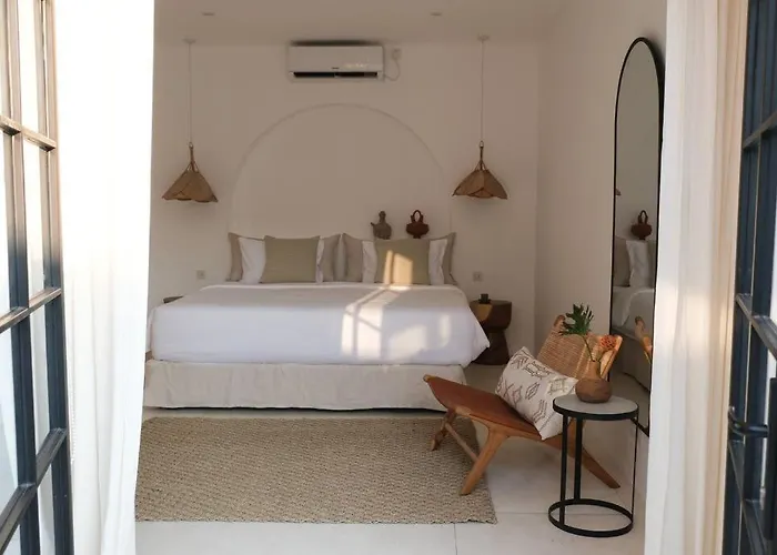 Valeria - Mediterranean Style 2 Bedroom In