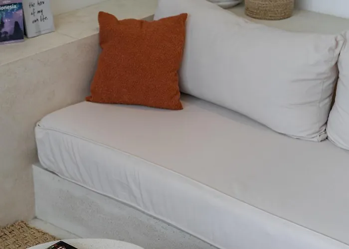 Valeria - Mediterranean Style 2 Bedroom In *